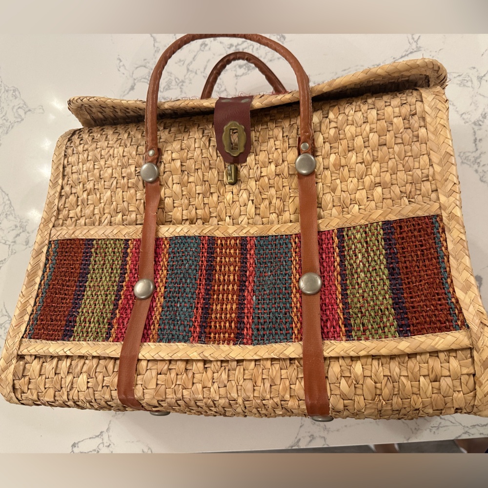 Vintage Mexican Straw Tote Bag - 17in Across
